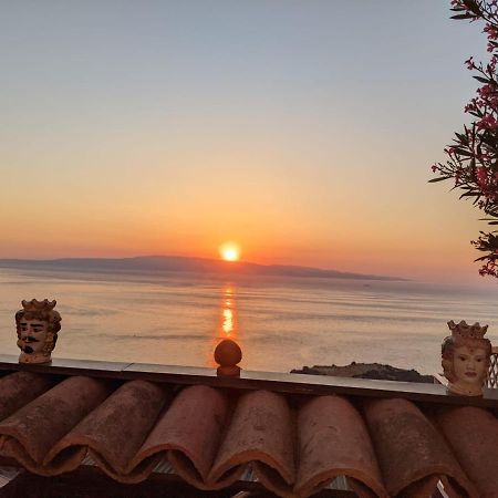 U Castiddanu Breathtaking View Daire Taormina Dış mekan fotoğraf