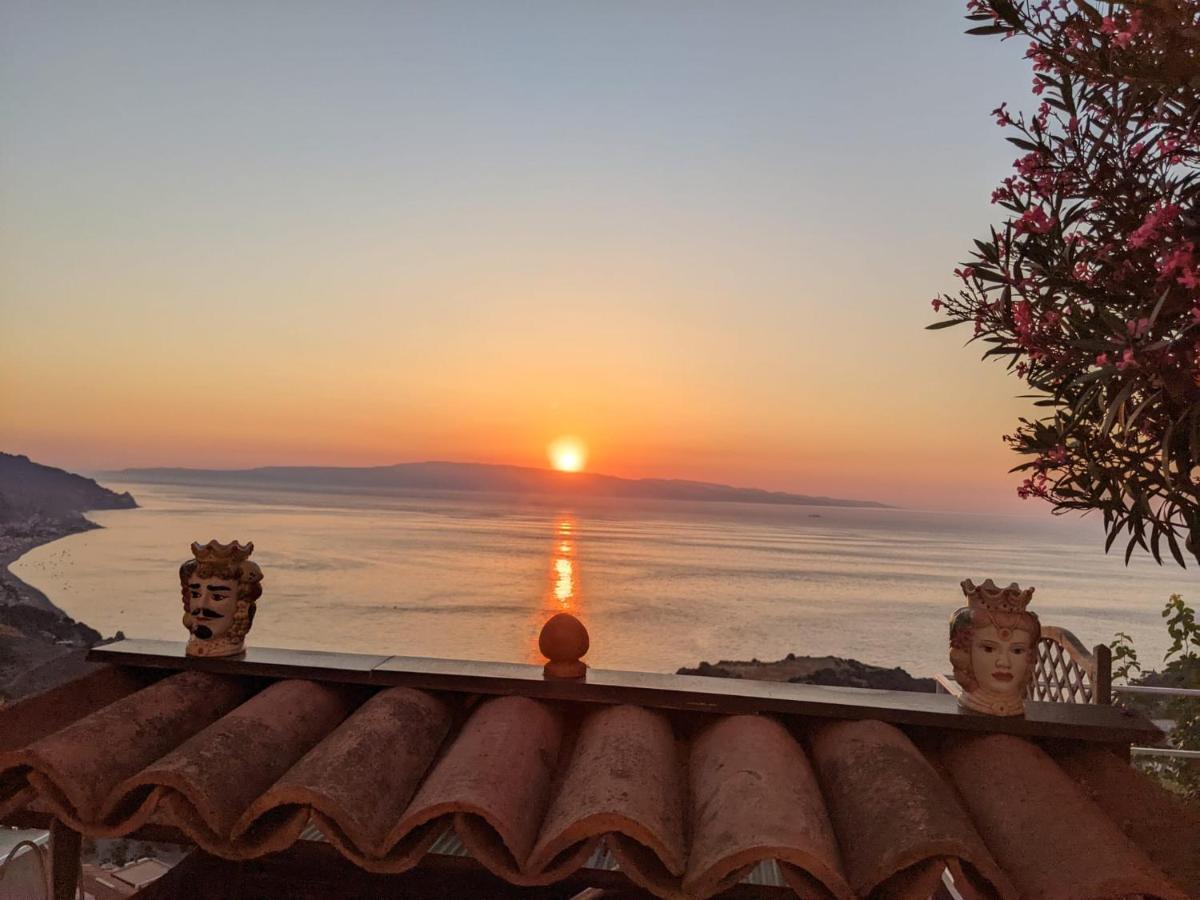U Castiddanu Breathtaking View Daire Taormina Dış mekan fotoğraf